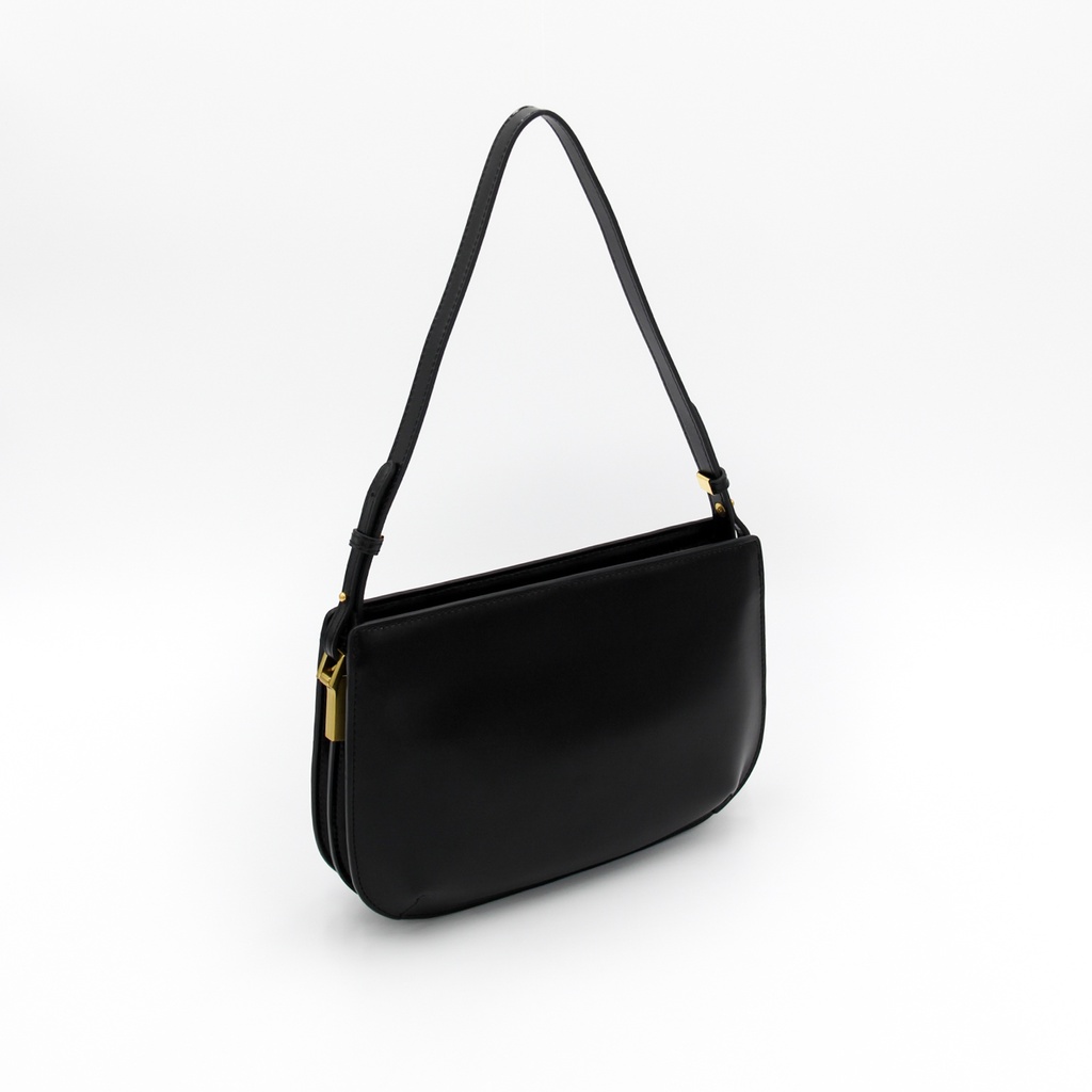 Myst | Black