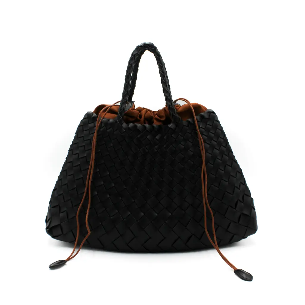 Brook-Black-4.webp