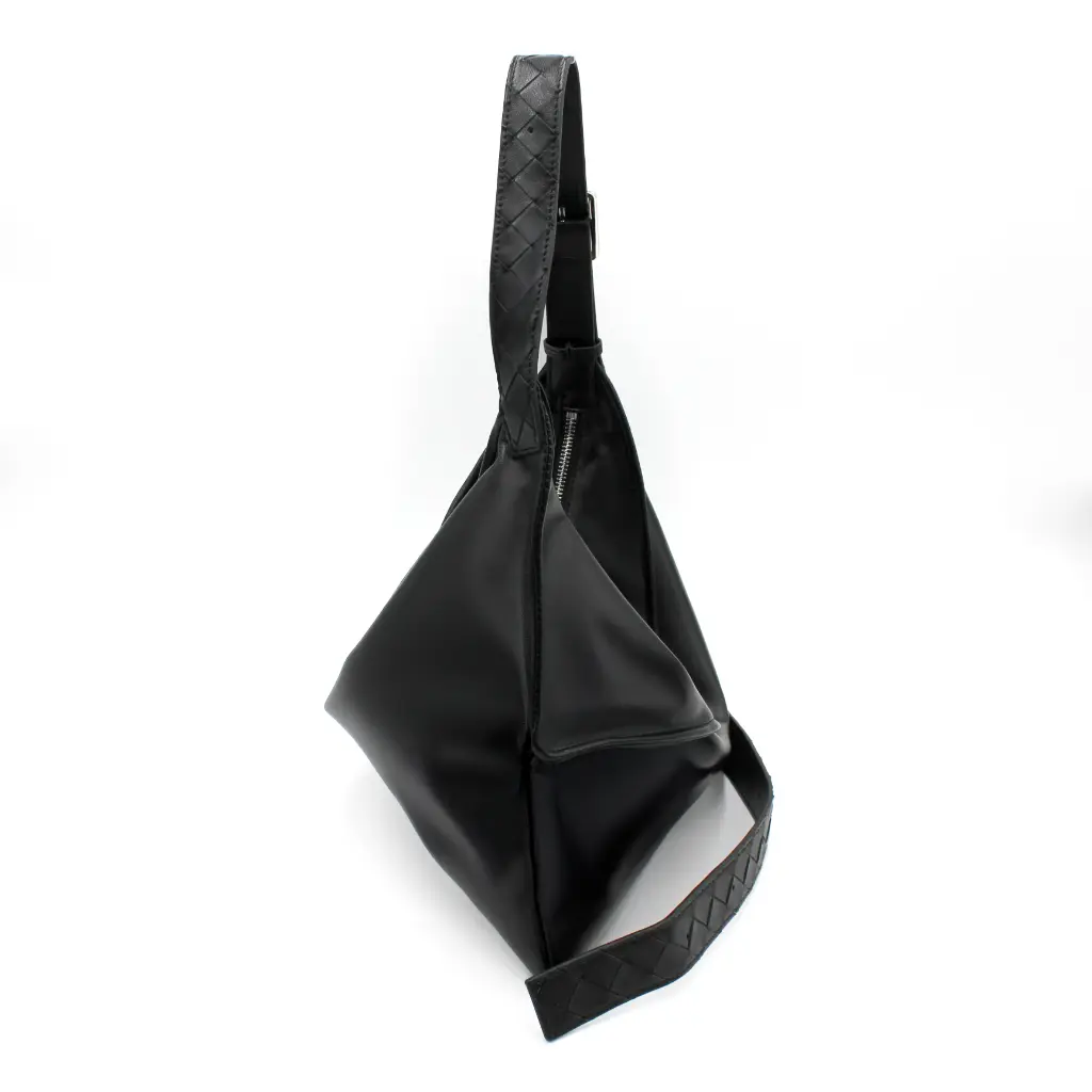 Drift-Black-3.webp