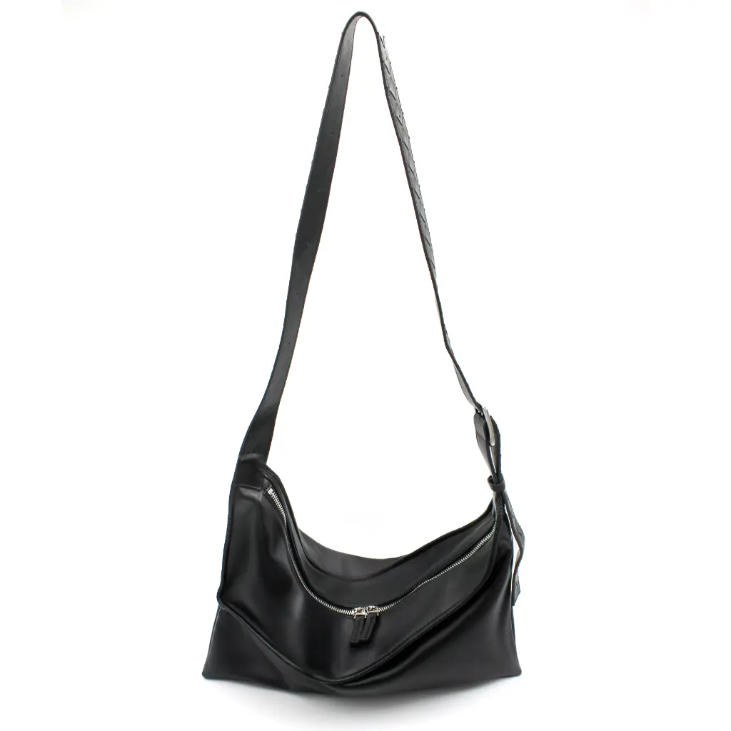 Drift-Black-4.webp